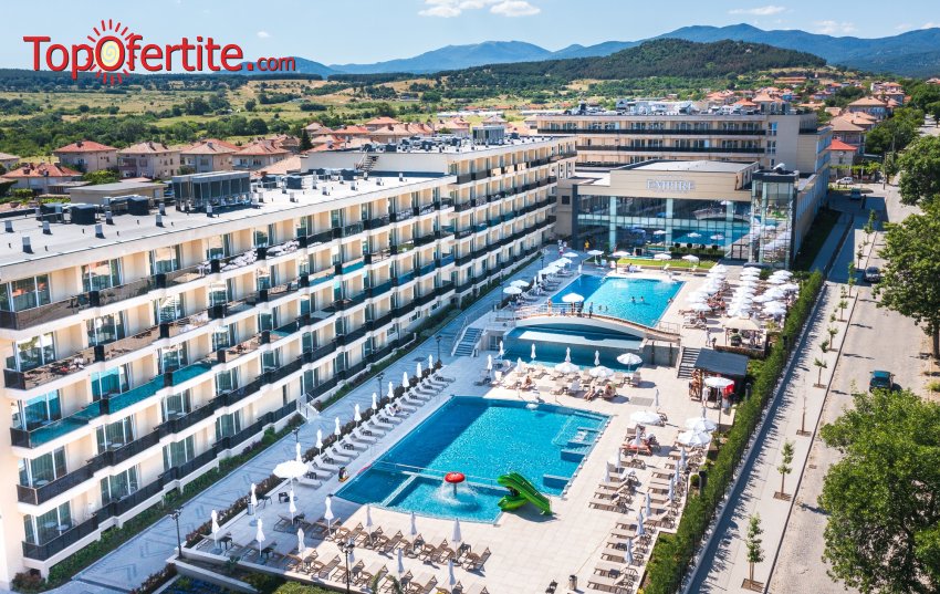LAST MINUTE за лятото с до -25% в Хисаря в новият хотел EMPIRE BALNEO & SPA 5*! Нощувка със закуска, вечеря, външни и вътрешен басейни с минерална вода, СПА зона и детски кът на цени от 126 лв на човек + Безплатно за дете до 12г LAST MINUTE за лятото с до -25% в Хисаря в новият хотел EMPIRE BALNEO & SPA 5*! Нощувка със закуска, вечеря, външни и вътрешен басейни с минерална вода, СПА зона и детски кът на цени от 126 лв на човек + Безплатно за дете до 12г